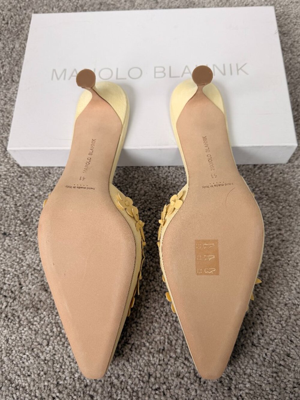 BRAND NEW NEVER USED- Manolo Blahnik Yellow Harnes Floral Suede Mule, Size 41 - Picture 6 of 8